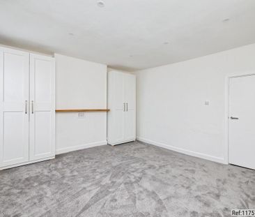 2 bedroom maisonette to rent - Photo 2