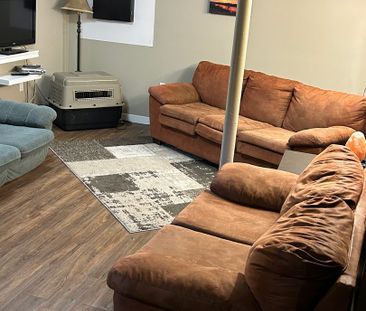 Furnished 2 Bedroom Lower in City Park - steps from the River - Photo 1