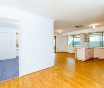 Well Presented House in Great Location - Photo 3