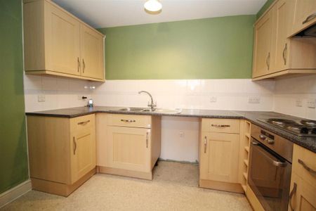 2 bedroom apartment to rent - Photo 5