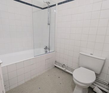 location Appartement T1 DE 26m² À PARIS 15 - Photo 5