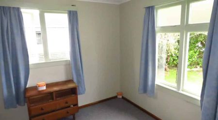 WESTPORT - 4 BEDROOMS - Photo 2