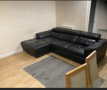 London Road, Headington - Photo 1