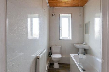 4 bedroom flat share to rent - Photo 5