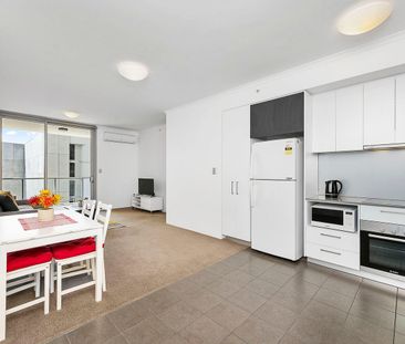 CHIC URBAN LIVING JUST STEPS FROM NORTHBRIDGE - Photo 5