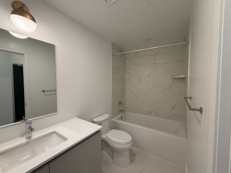 For Lease - 395 Dundas Street Unit# 628, Oakville, Ontario - Photo 5