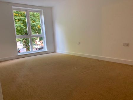2 Bed Flat, Reedham Close, N17 - Photo 4