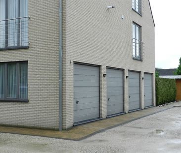 Rustig gegelegen appartement met terras en staanplaats. - Foto 1