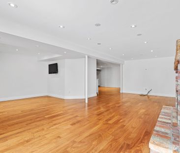 For Lease - 310 Hidden Trail, Toronto, Ontario - Photo 2