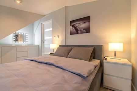 Stylowa Kawalerka na Poddaszu 28.6 m² - Photo 3