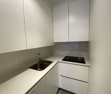 Prachtig éénslaapkamerappartement midden in het centrum van Geel - Photo 1