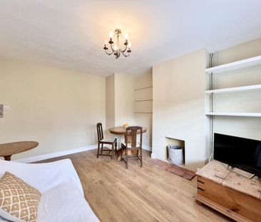 2 bedroom semi-detached bungalow to rent - Photo 4