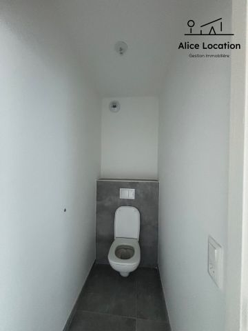 Location Appartement 2 pièces 42m² THONON LES BAINS 74200 - Photo 4