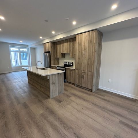 For Lease - 26 Mermot Lane, Richmond Hill, Ontario - Photo 1
