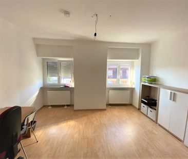 Gepflegte 3 Zimmer Wohnung sucht ruhige Einzelperson oder Pärchen - Photo 3
