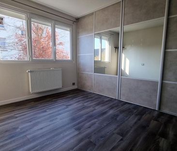 Location Appartement 4 pièces 80m² CAEN 14000 - Photo 3