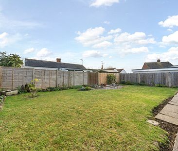 2 bedroom detached bungalow to rent, - Photo 4