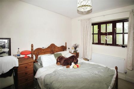 4 bedroom detached house to rent - Photo 5