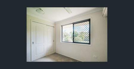 3-Bedroom Family Home with Large Backyard - Photo 4