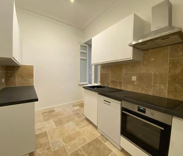 Location Appartement 3 pièces 78m² VALENCE 26000 - Photo 5