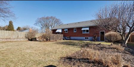 For Lease - 676 Walker's Line, Burlington, Ontario - Photo 3