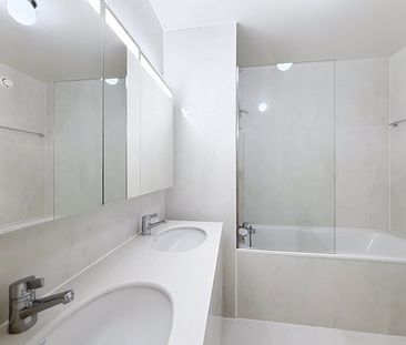 Spacious 5-Room Apartment with Indoor Pool Access in Florissant, Geneva - Foto 6