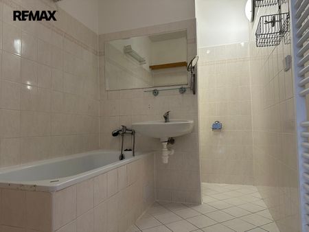 Pronájem bytu 2+kk v osobním vlastnictví 44 m², Vestec - Фото 5