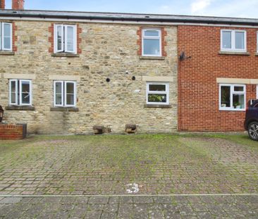 Ermin Mews, Stratton St. Margaret, Swindon, Swindon, SN3 - Photo 1