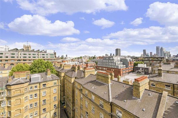 Bright and spacious studio apartment in the heart of Victoria. With a separate kitchen and bathroom plus lovely southerly views. - Photo 1