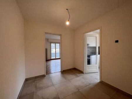 Appartement rénové en location - Photo 2