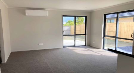 Modern Near-New Home in Ngāruawāhia - Photo 5