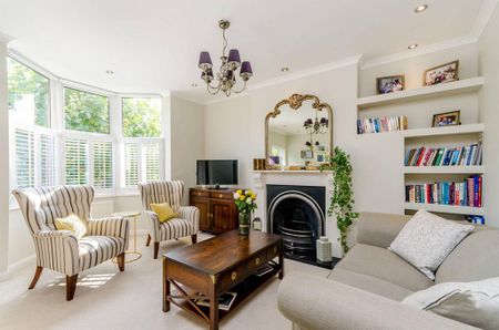 2 bedroom maisonette to rent - Photo 3
