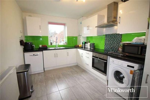 Manor Way, Borehamwood, Hertfordshire, WD6 - Photo 1