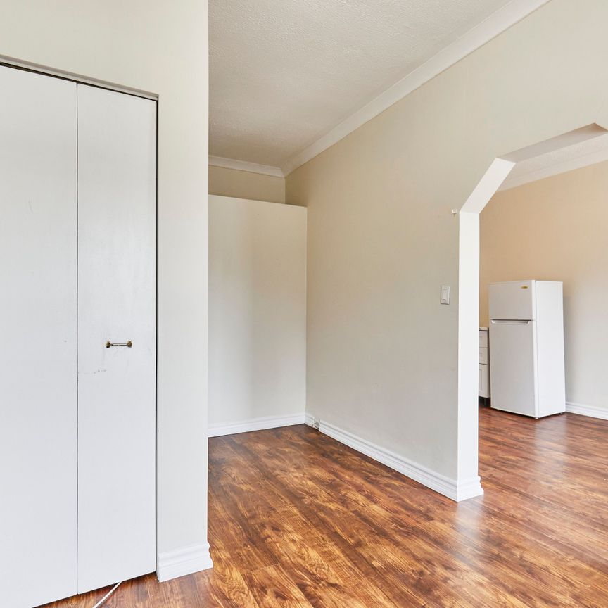 For Lease - 363 Barton Street Unit# 1, Hamilton, Ontario - Photo 1