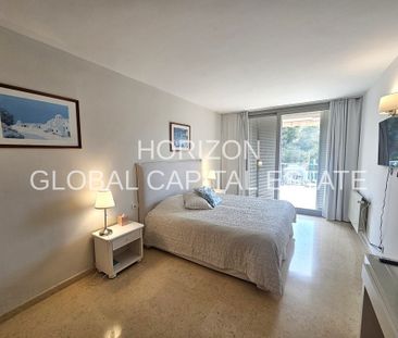 7 room luxury Villa for rent in Sol de Mallorca, Spain - Photo 2