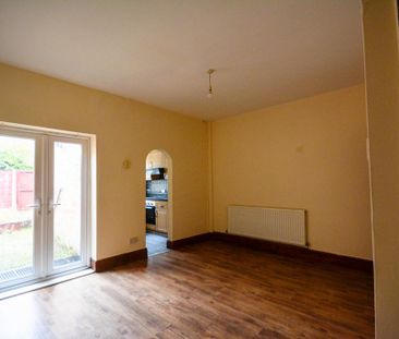 2 bedroom terraced house to rent - Photo 4