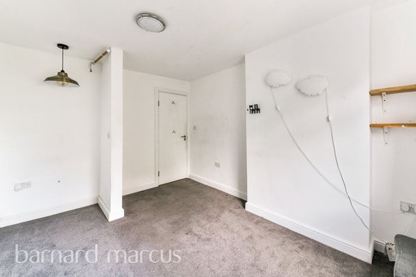 Dagmar Road, Stroud green - Photo 1