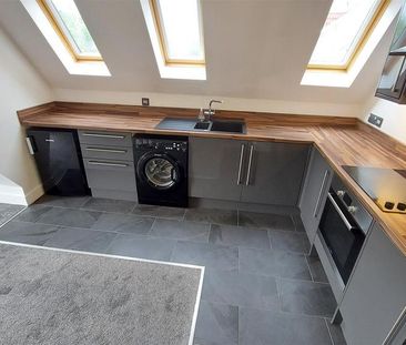 1 bedroom apartment to rent - Photo 2