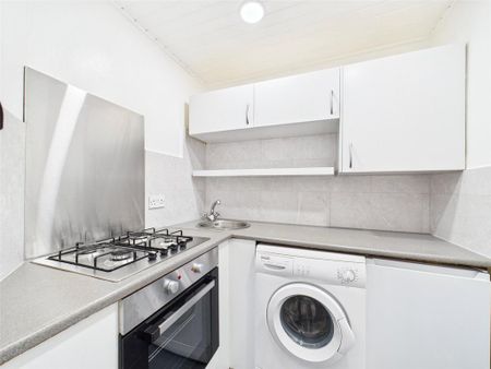 1 bedroom apartment to rent - Photo 2