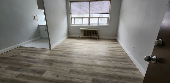 For Lease - 2275 Weston Road Unit# 215, Toronto, Ontario - Photo 2