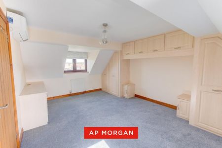 3 bedroom detached house to rent - Photo 4