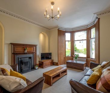 5 Bed Semi-Detached House, Hamilton Place, AB15 - Photo 2