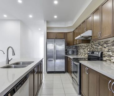 For Lease - 118 Livante Court, Markham, Ontario - Photo 4