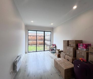 Charming Home in Prime Location - Photo 2