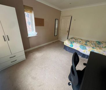 7 bedroom detached house to rent - Photo 1