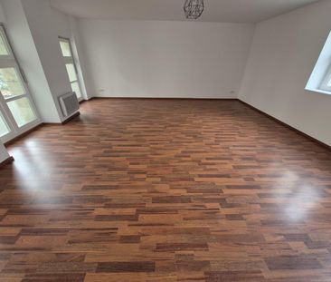 Location Appartement 3 pièces 80m² CAMBRAI 59400 - Photo 4