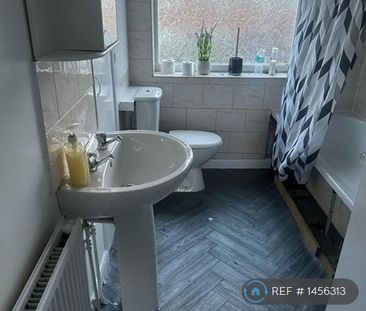 3 bedroom terraced house to rent - Photo 5