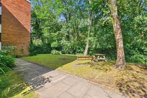 1 Bed Flat, Moseley, B13 - Photo 1