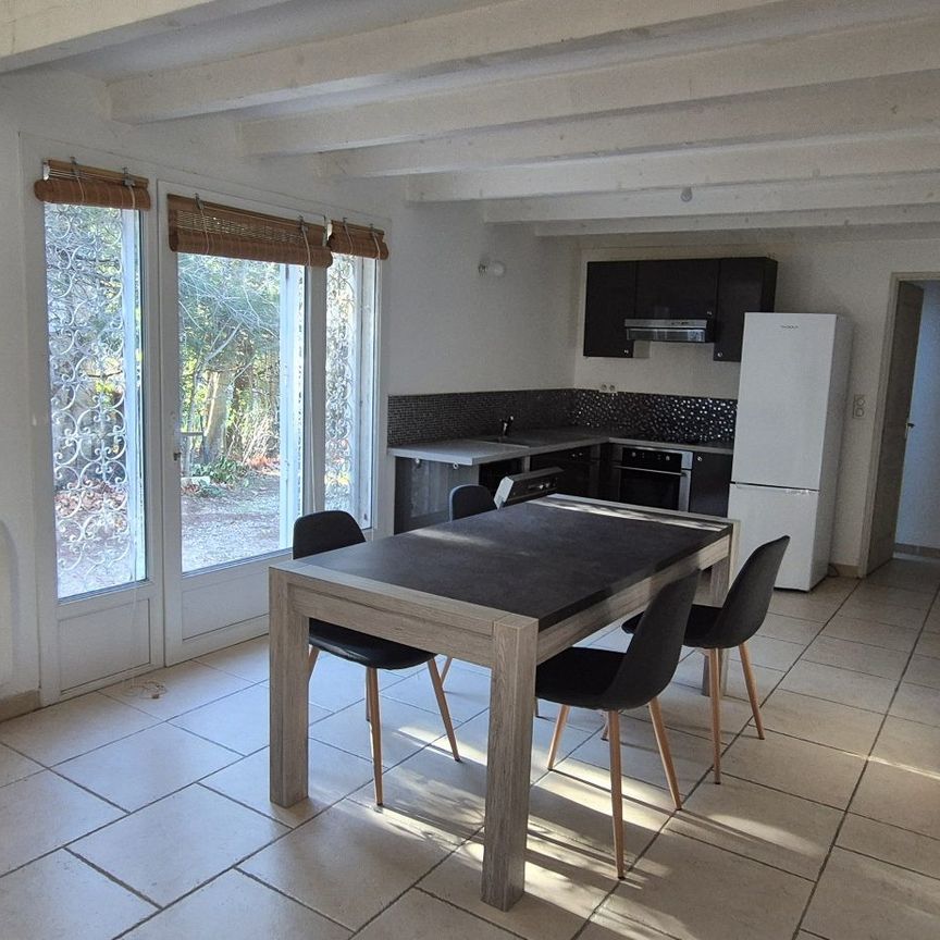 Location Appartement 2 pièces 59m² ARLES 13200 - Photo 1