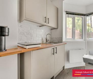 Studio to rent - Photo 6